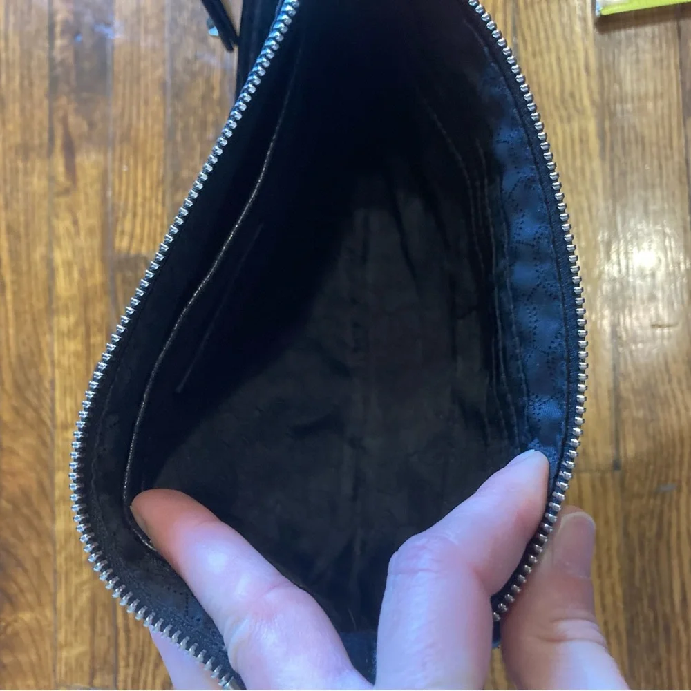 Michael Kors Gilmore bag - Picture 4 of 4